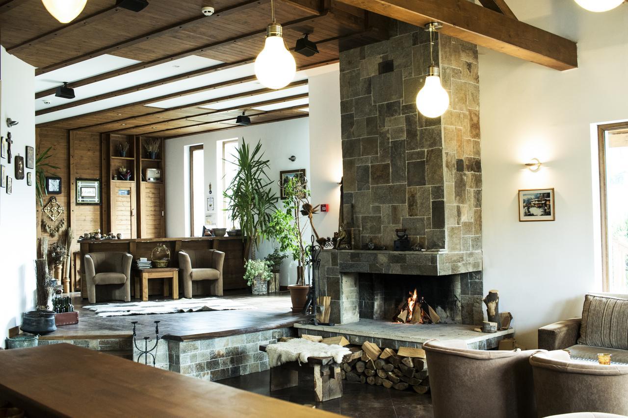Boutique Hotel The White Pine Samokov Bagian luar foto