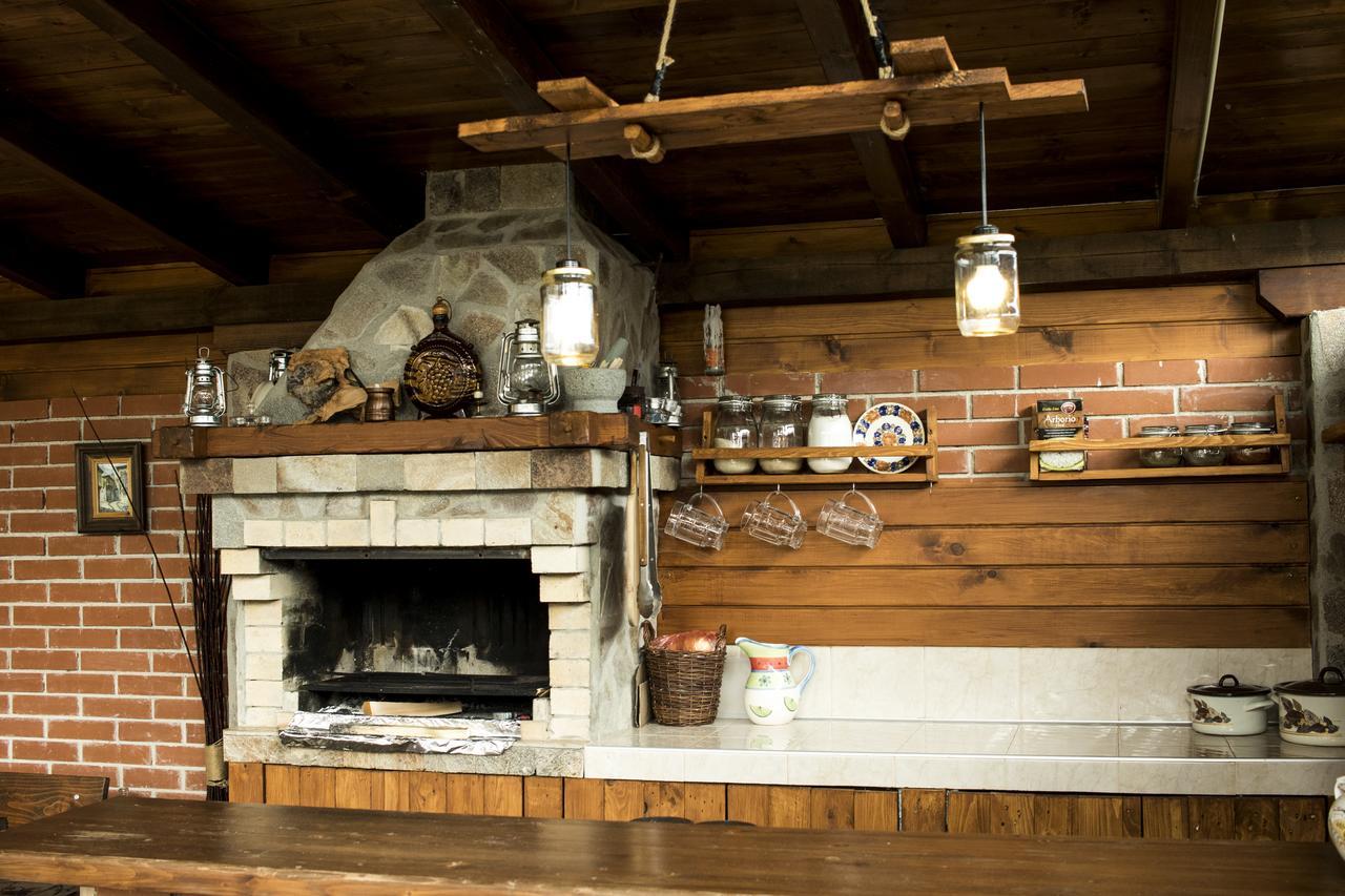 Boutique Hotel The White Pine Samokov Bagian luar foto