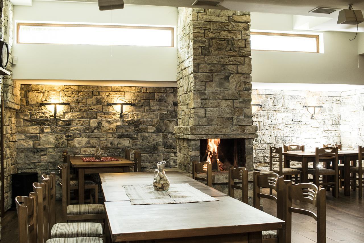Boutique Hotel The White Pine Samokov Bagian luar foto