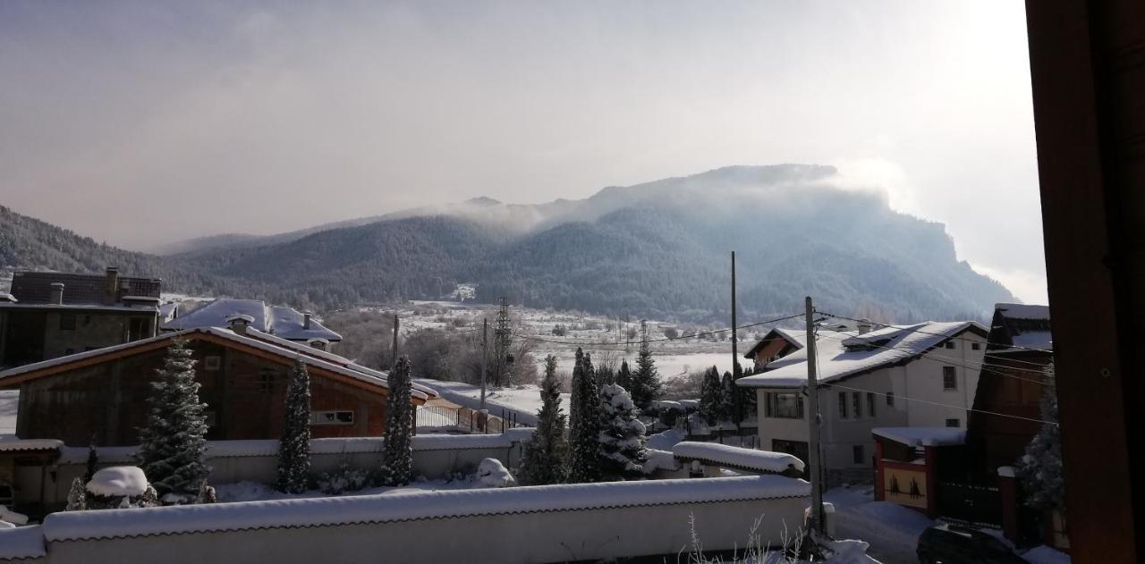 Boutique Hotel The White Pine Samokov Bagian luar foto